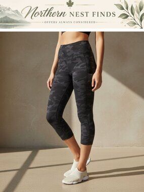Camo Print Capri Leggings Polyester Spandex Moisture Wicking Yoga Workout